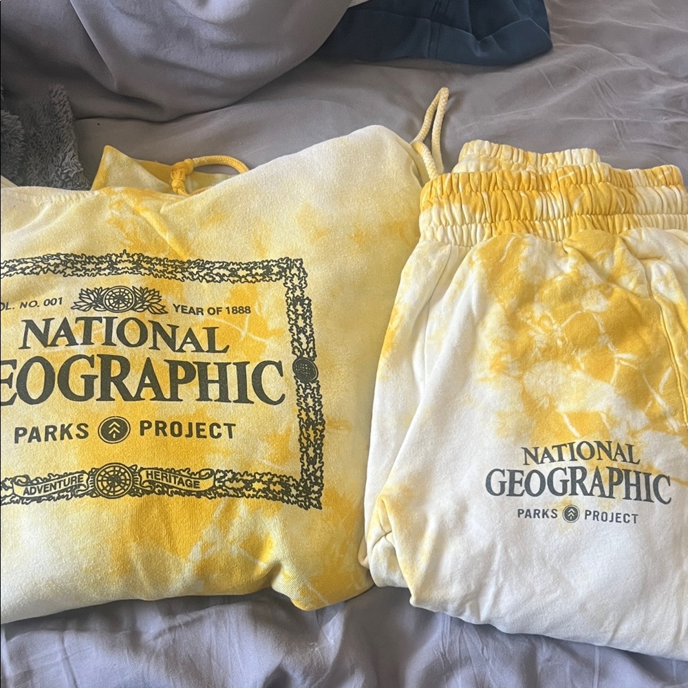 National Geographic parks project set yellow tie dye L and S